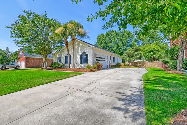 1211 Eagle Landing Boulevard, Hanahan, SC 29410