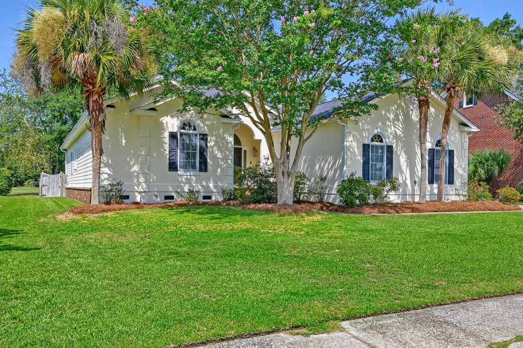 1211 Eagle Landing Boulevard, Hanahan, SC 29410