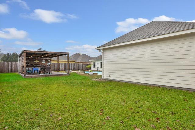 509 Ripkowski Drive, Dayton, TX 77535