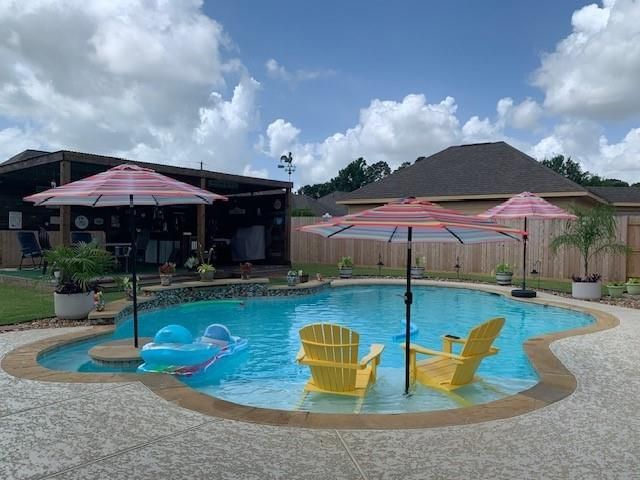 509 Ripkowski Drive, Dayton, TX 77535