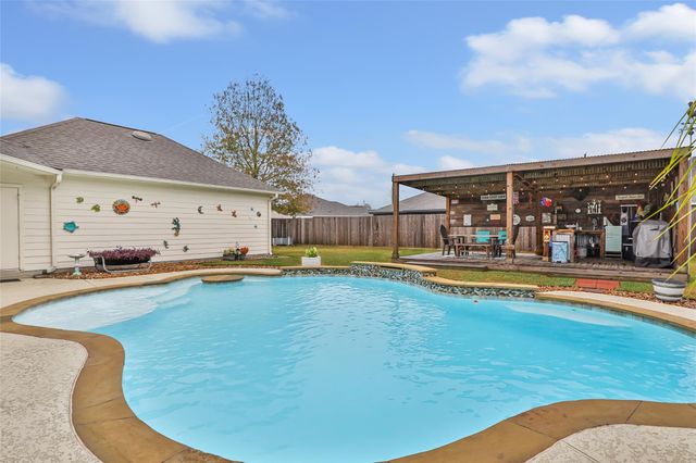 509 Ripkowski Drive, Dayton, TX 77535