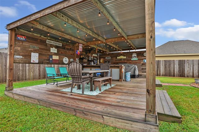 509 Ripkowski Drive, Dayton, TX 77535