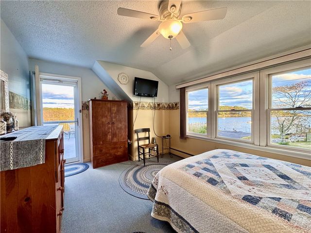 71 Wolcott Avenue, Stonington, CT 06378