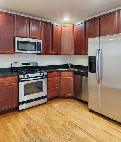 2856 W ROSEMONT Avenue 2, Chicago, IL 60659