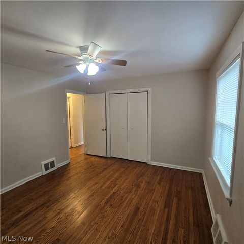 5785 Andover Boulevard, Garfield Heights, OH 44125