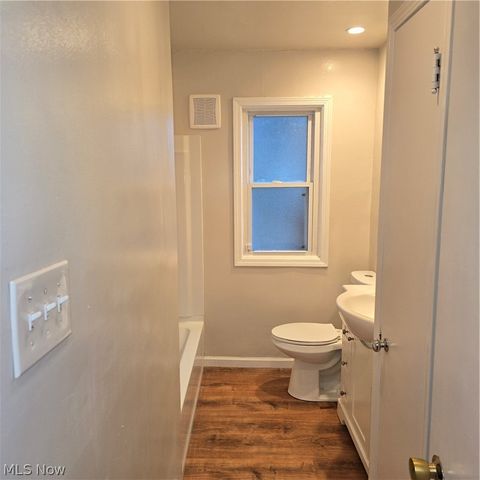 5785 Andover Boulevard, Garfield Heights, OH 44125