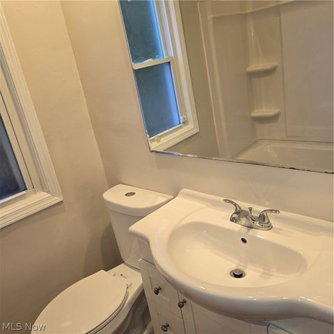 5785 Andover Boulevard, Garfield Heights, OH 44125