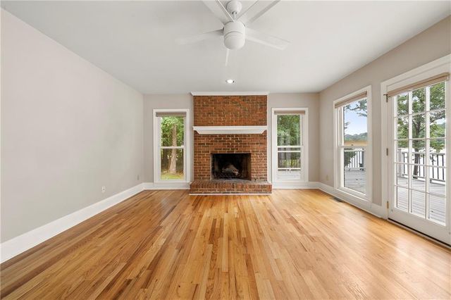 75 Spring Ridge Ct, Newnan, GA 30265