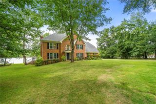 75 Spring Ridge Ct, Newnan, GA 30265