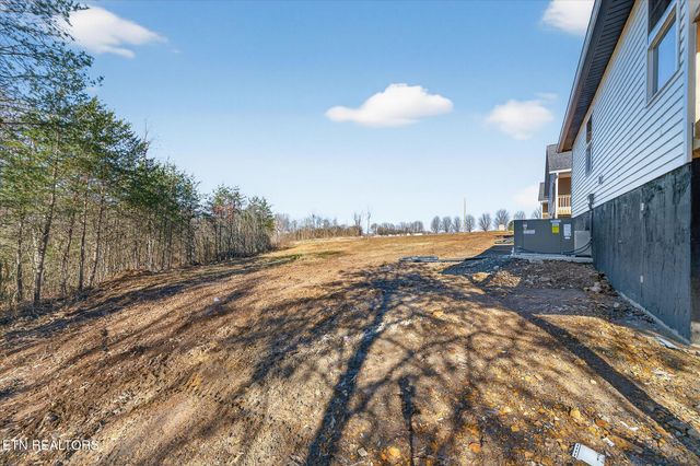 1139 Cook Rd, Crossville, TN 38555