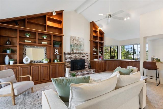 3140 Woodleigh Ln, Cameron Park, CA 95682