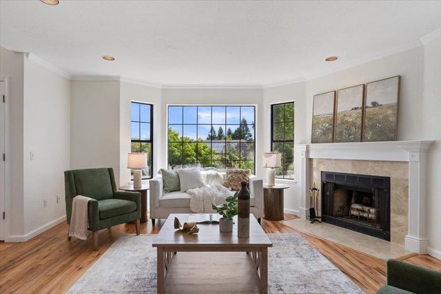3140 Woodleigh Ln, Cameron Park, CA 95682