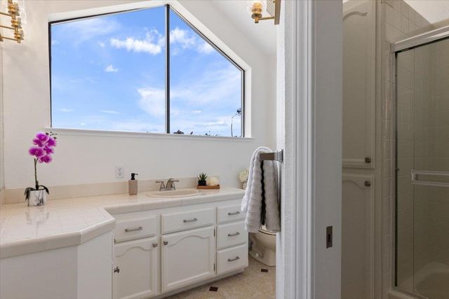 3140 Woodleigh Ln, Cameron Park, CA 95682