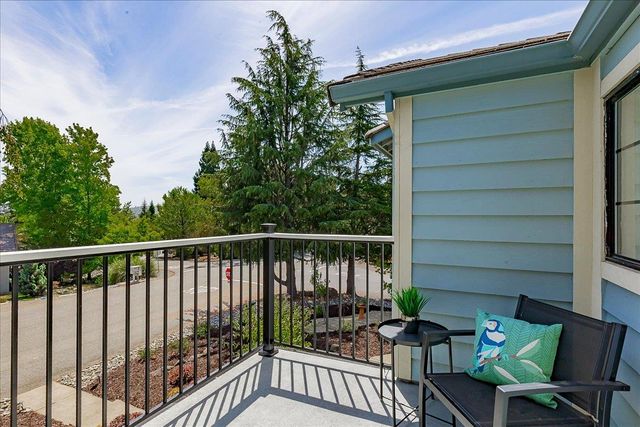 3140 Woodleigh Ln, Cameron Park, CA 95682
