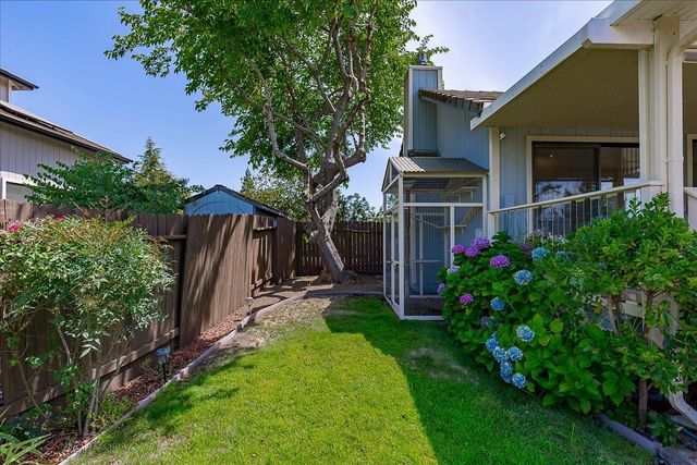 3140 Woodleigh Ln, Cameron Park, CA 95682