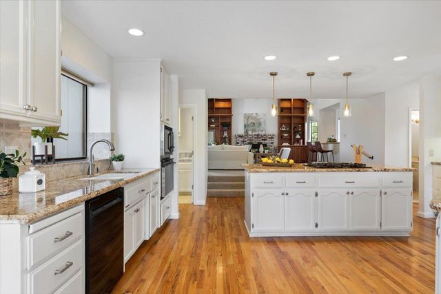 3140 Woodleigh Ln, Cameron Park, CA 95682