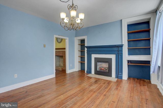 55 E MAIN ST, Newville, PA 17241
