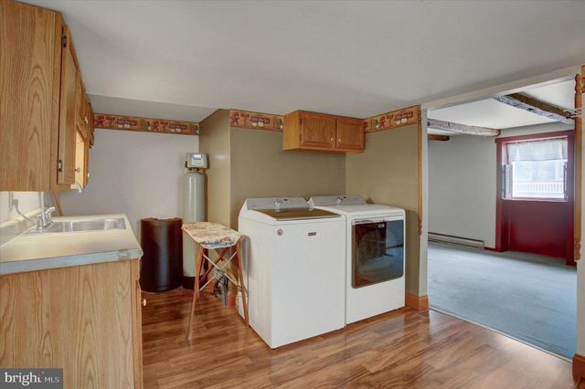 55 E MAIN ST, Newville, PA 17241