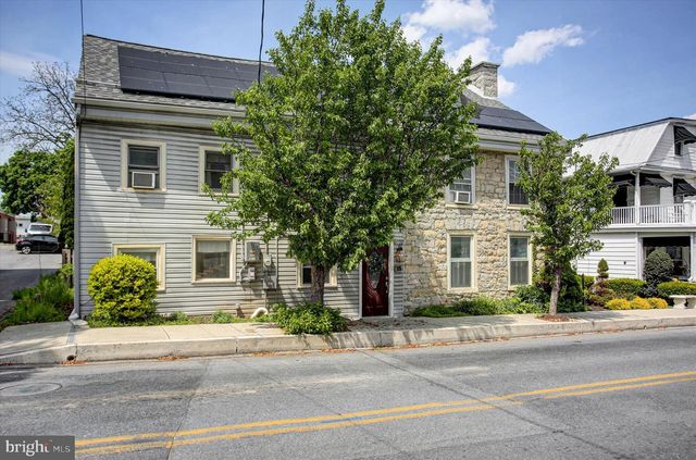 55 E MAIN ST, Newville, PA 17241