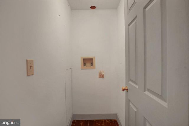 55 E MAIN ST, Newville, PA 17241