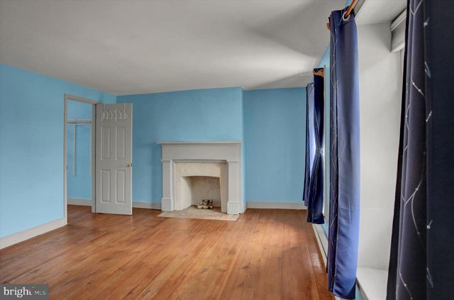55 E MAIN ST, Newville, PA 17241