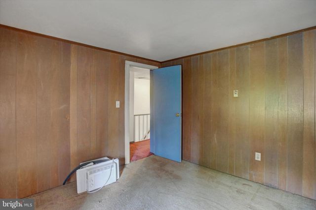 55 E MAIN ST, Newville, PA 17241