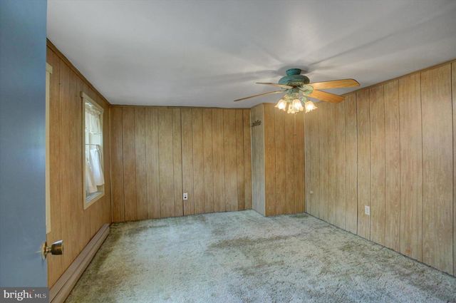 55 E MAIN ST, Newville, PA 17241