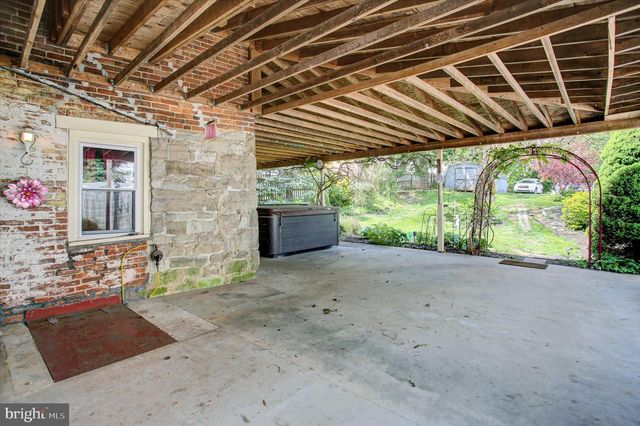 55 E MAIN ST, Newville, PA 17241