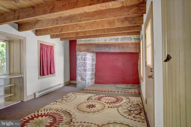 55 E MAIN ST, Newville, PA 17241