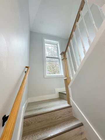 9820 S California Avenue, Evergreen Park, IL 60805