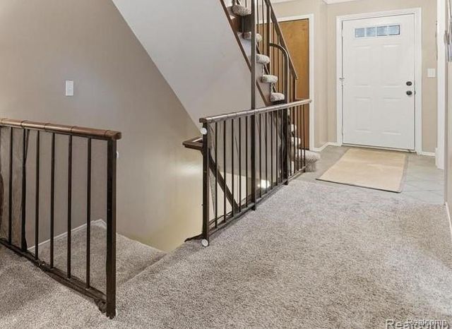 1806 N Torquay Avenue N, Royal Oak, MI 48073