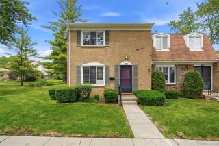 1806 N Torquay Avenue N, Royal Oak, MI 48073
