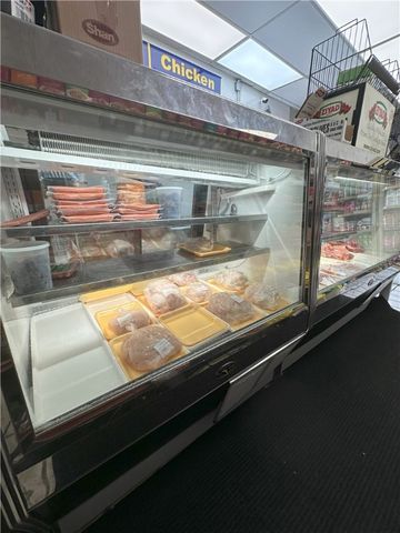 638 Charles Street, Providence, RI 02904