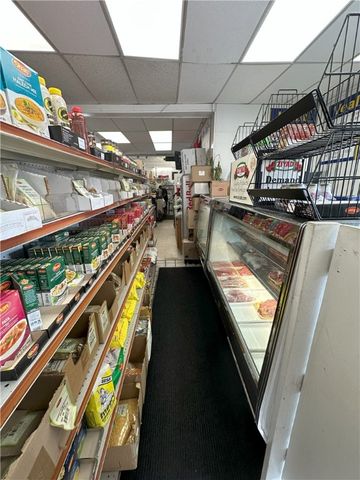 638 Charles Street, Providence, RI 02904