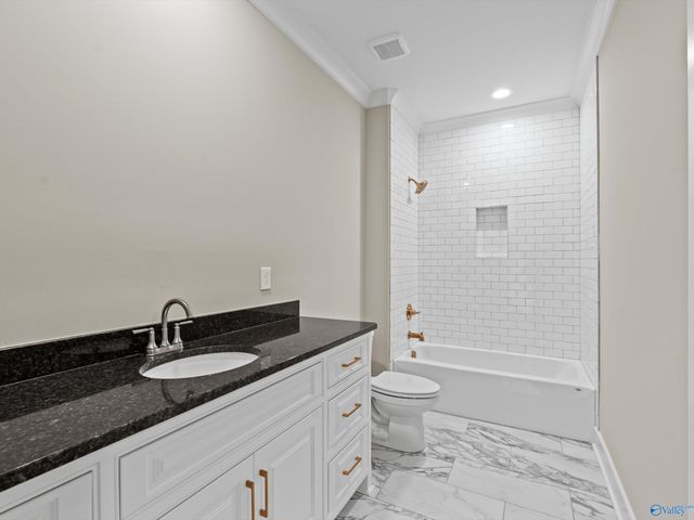 20603 Jeremiah Lane, Athens, AL 35611
