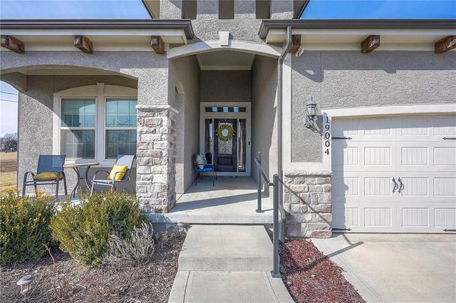 19004 Mahaffie Street, Spring Hill, KS 66083