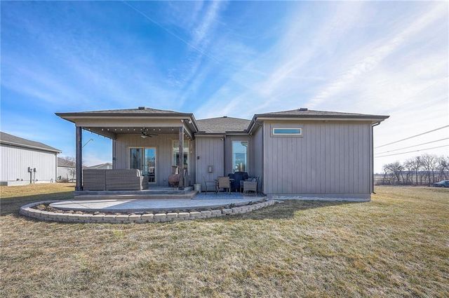 19004 Mahaffie Street, Spring Hill, KS 66083