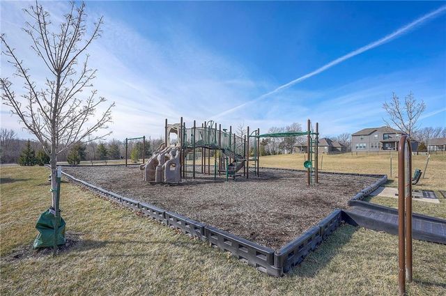 19004 Mahaffie Street, Spring Hill, KS 66083