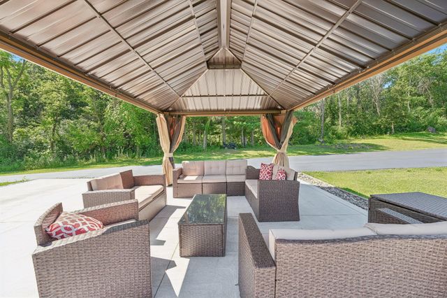 24877 Harvest Meadows Court, Lakeville, MN 55044