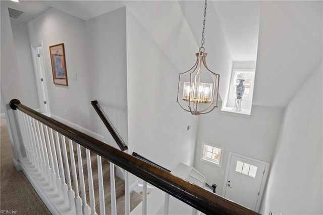 4620 Longleaf PL, Chesapeake, VA 23321