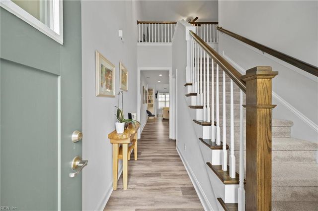 4620 Longleaf PL, Chesapeake, VA 23321