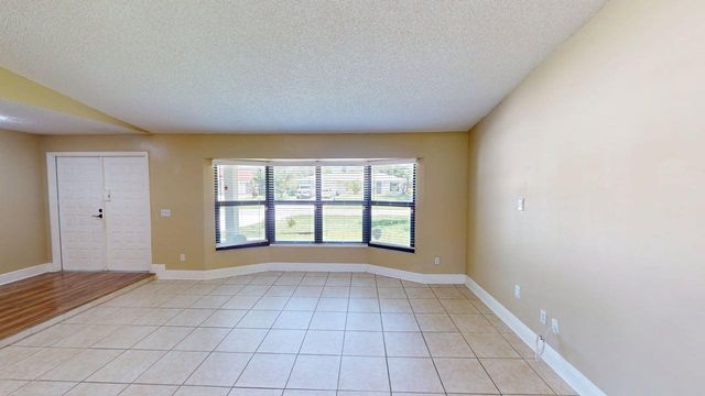 974 SE BELFAST Avenue, Port St. Lucie, Port St Lucie, FL 34983
