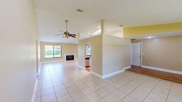 974 SE BELFAST Avenue, Port St. Lucie, Port St Lucie, FL 34983