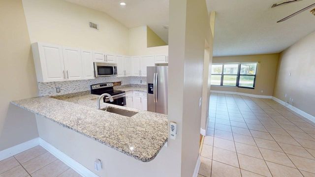 974 SE BELFAST Avenue, Port St. Lucie, Port St Lucie, FL 34983