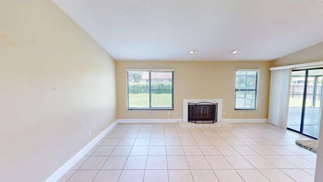 974 SE BELFAST Avenue, Port St. Lucie, Port St Lucie, FL 34983