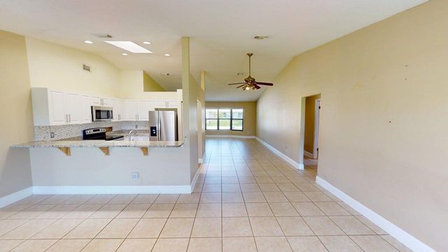 974 SE BELFAST Avenue, Port St. Lucie, Port St Lucie, FL 34983