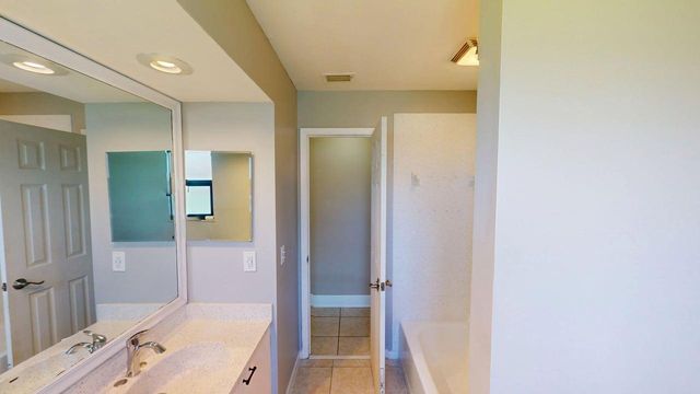 974 SE BELFAST Avenue, Port St. Lucie, Port St Lucie, FL 34983