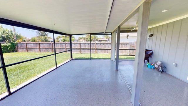 974 SE BELFAST Avenue, Port St. Lucie, Port St Lucie, FL 34983
