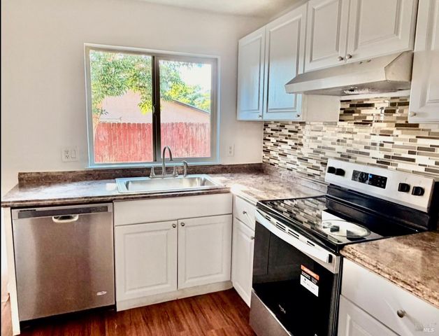 446 Whitney Ave, Vallejo, CA 94589