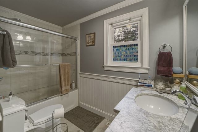 50 Samoset Rd, Barnstable, MA 02648